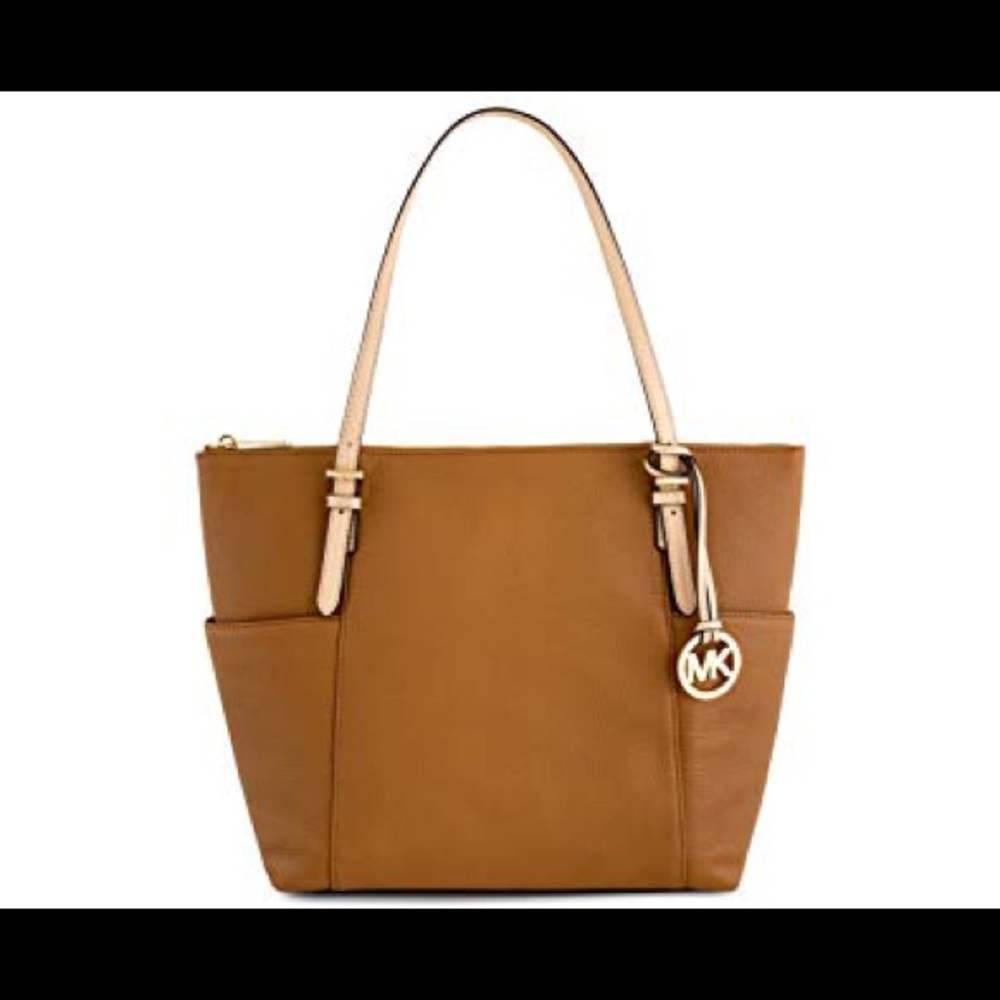 Michael Kors: Tan East West Jet Set Tote